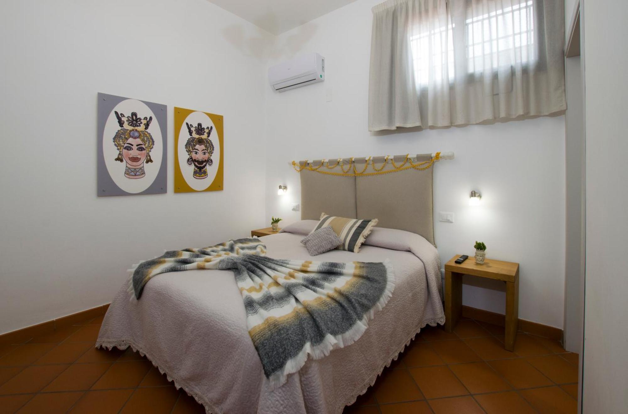 Capo Rama Suites & Rooms Терразіні Екстер'єр фото
